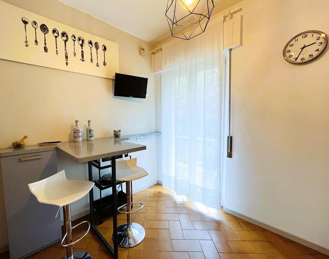 La Perla Del Mare Apartment เลวานโต ภายนอก รูปภาพ